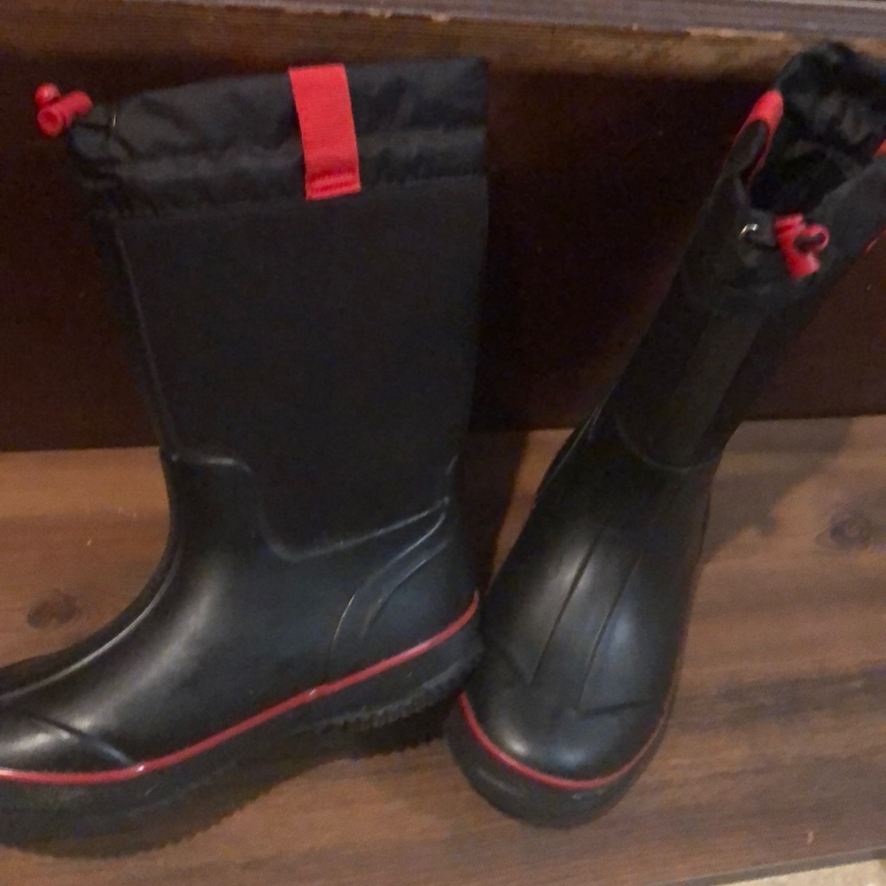 Waterproof snow/rain boots